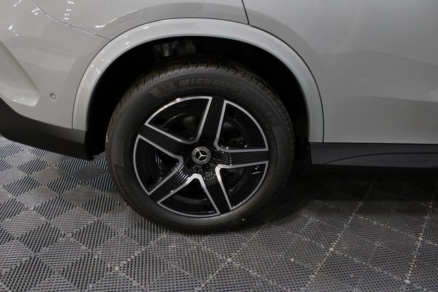 New 2025 Mercedes-Benz GLC 300 4MATIC image 11