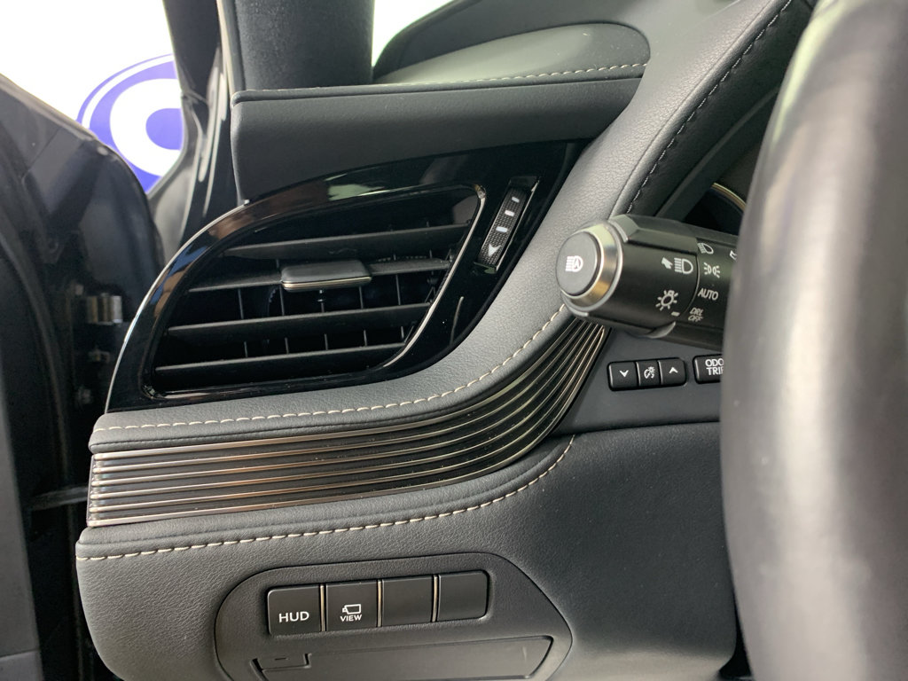 Used 2020 Lexus LS 500 w/ Interior Upgrade Package RWD image 16