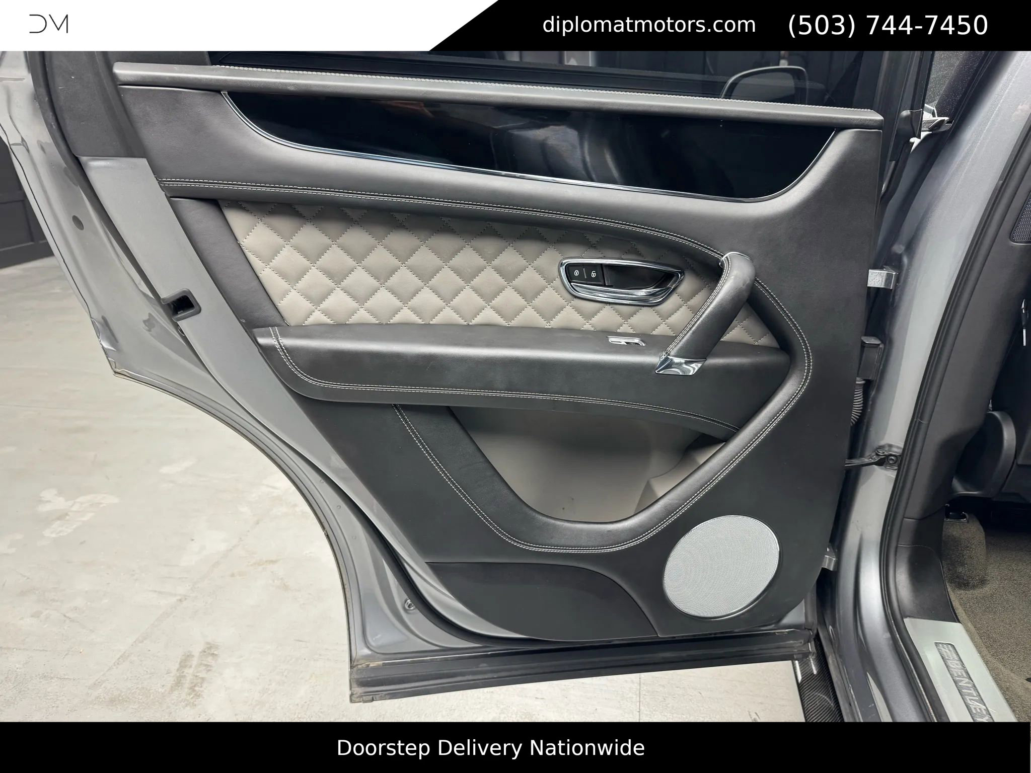 Used 2020 Bentley Bentayga image 40