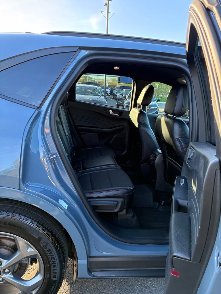 Used 2023 Ford Escape ST-Line w/ Tech Pack #1 AWD/4WD image 20