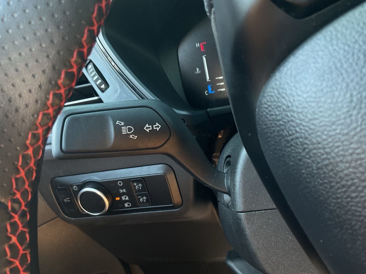 Used 2024 Ford Escape ST-Line FWD image 30