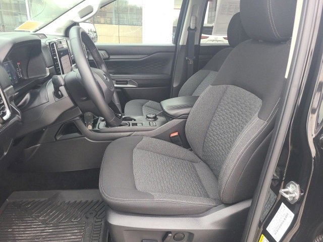 Used 2024 Ford Ranger XLT w/ FX4 Off-Road Package image 16