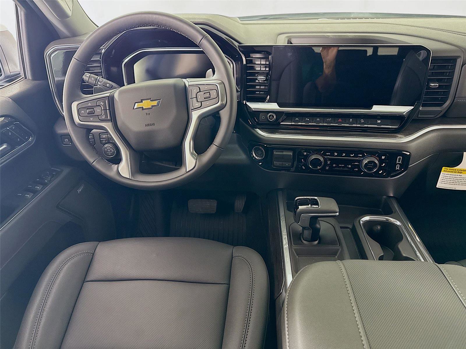 New 2026 Chevrolet Silverado 1500 LTZ w/ LTZ Premium Package AWD/4WD image 2