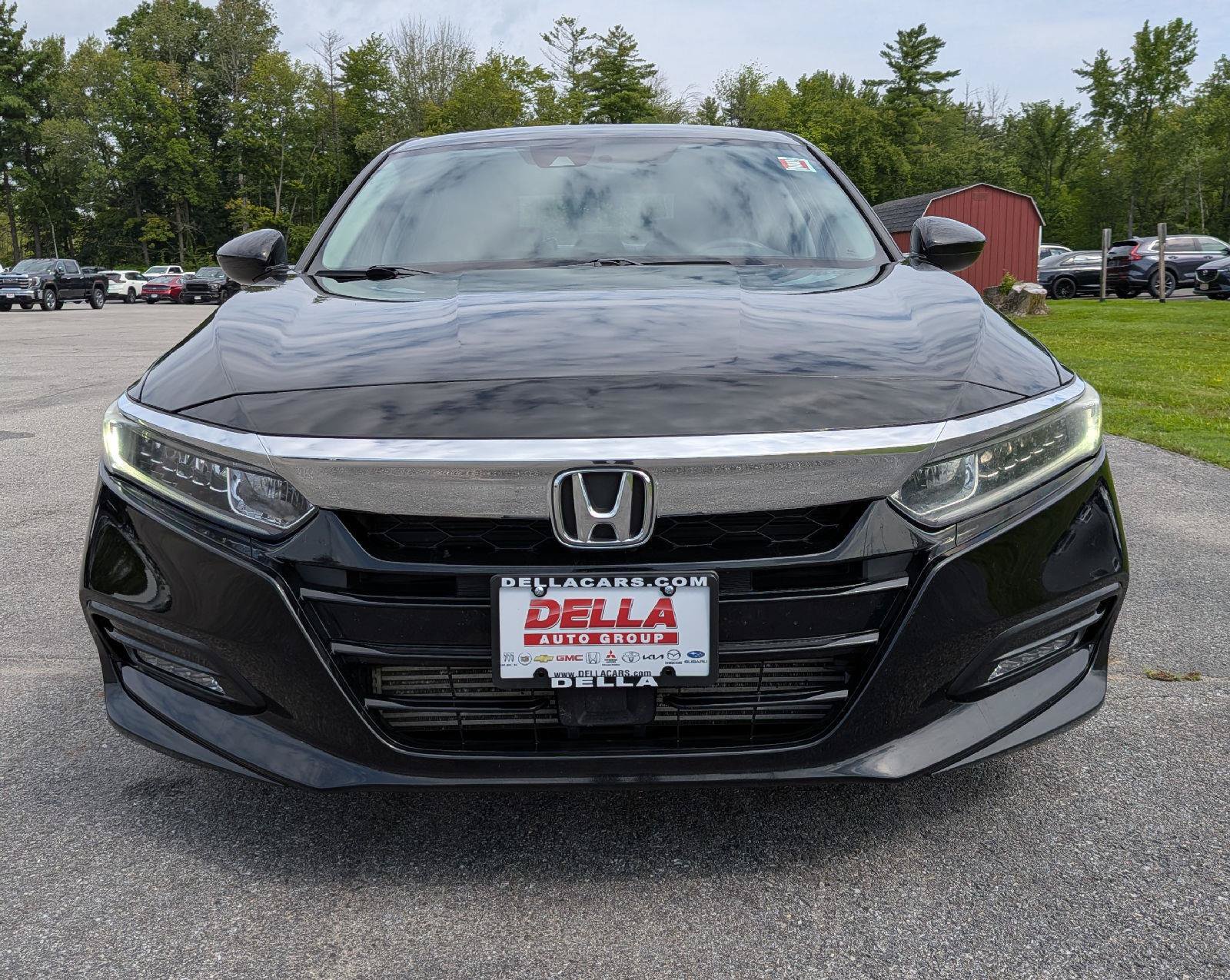 Used 2018 Honda Accord EX image 2
