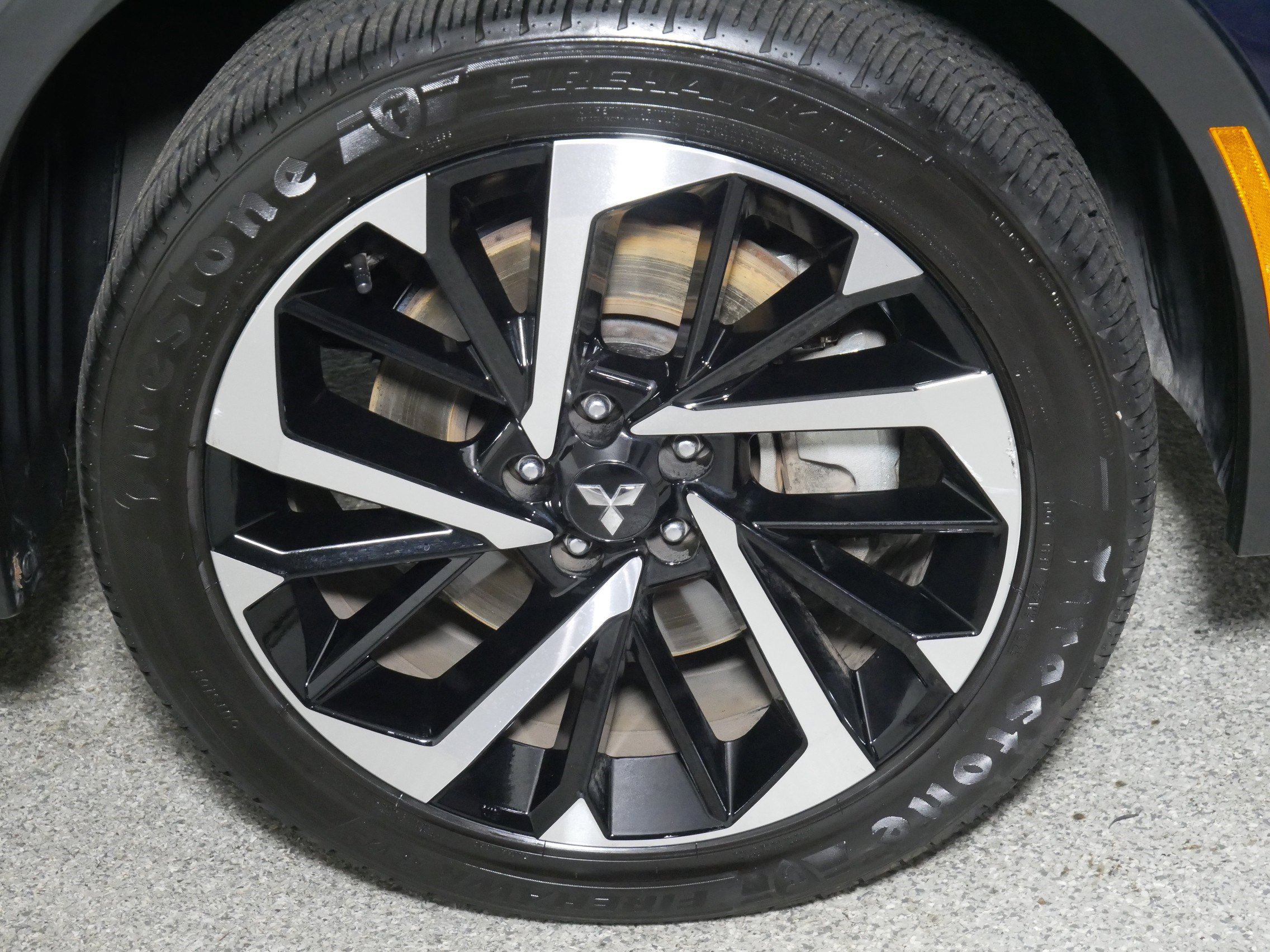 Used 2024 Mitsubishi Outlander SE image 15