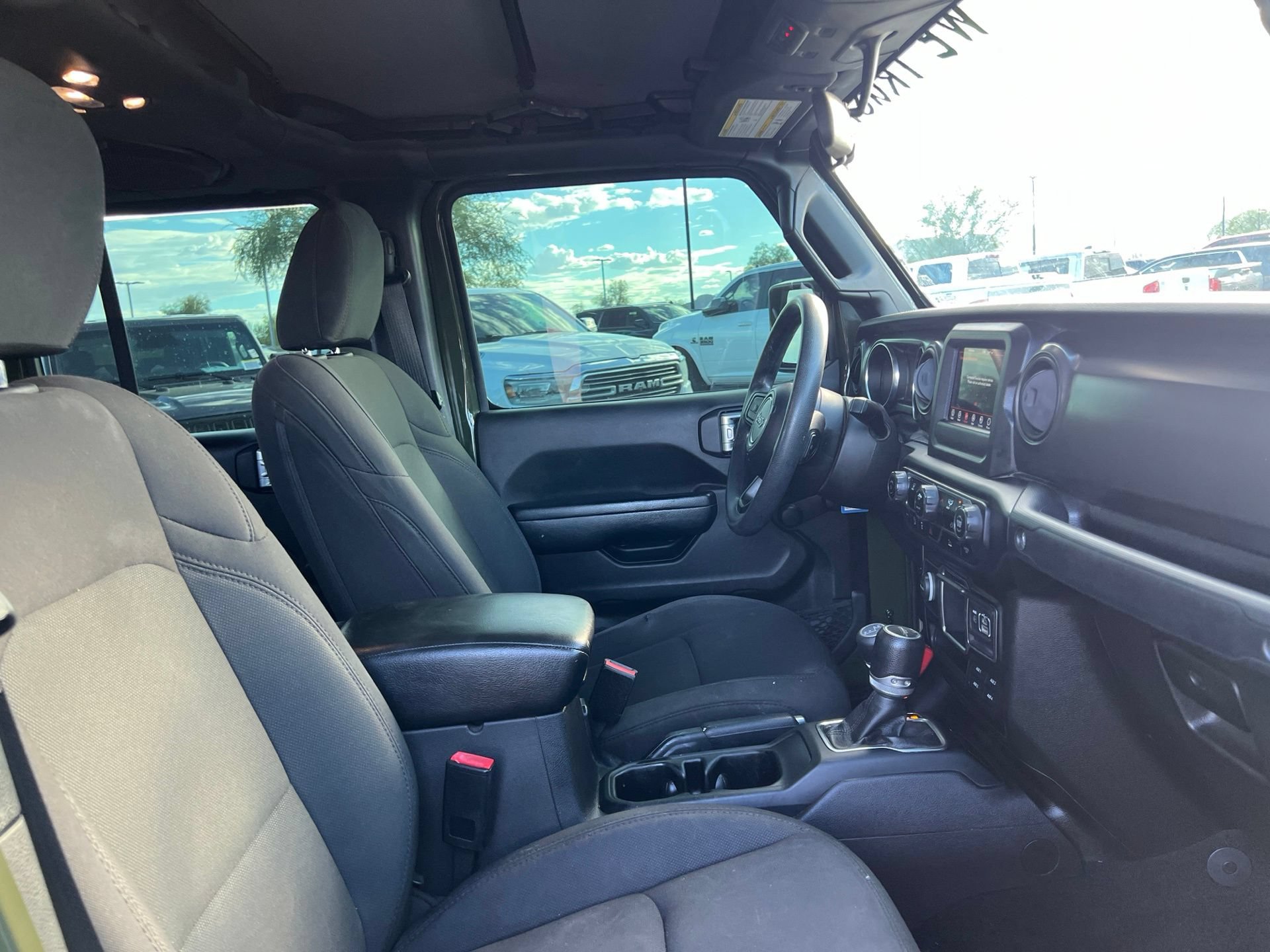 Used 2022 Jeep Gladiator Sport w/ Trailer Tow Package AWD/4WD image 22
