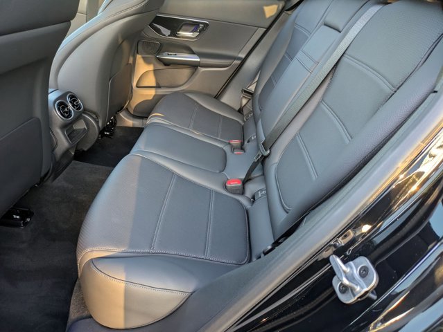 Used 2026 Mercedes-Benz GLC 300 4MATIC image 19