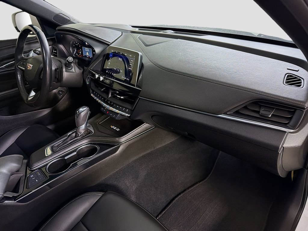 Used 2024 Cadillac CT4 Luxury w/ Sun And Sound Package RWD image 30