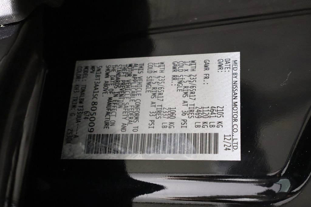 Used 2025 Nissan Rogue S image 37