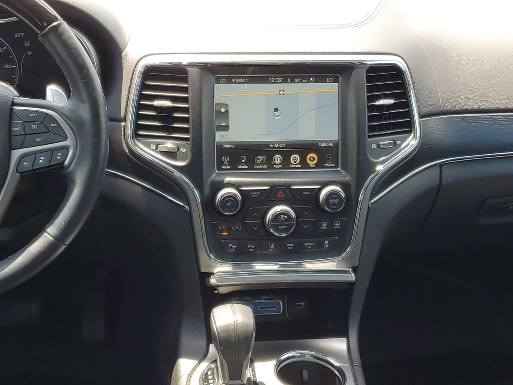 Used 2017 Jeep Grand Cherokee Summit w/ Platinum Series Group AWD/4WD image 28