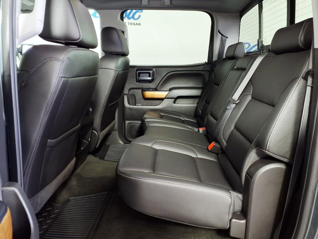 Used 2018 Chevrolet Silverado 1500 LTZ w/ Texas Edition RWD image 9