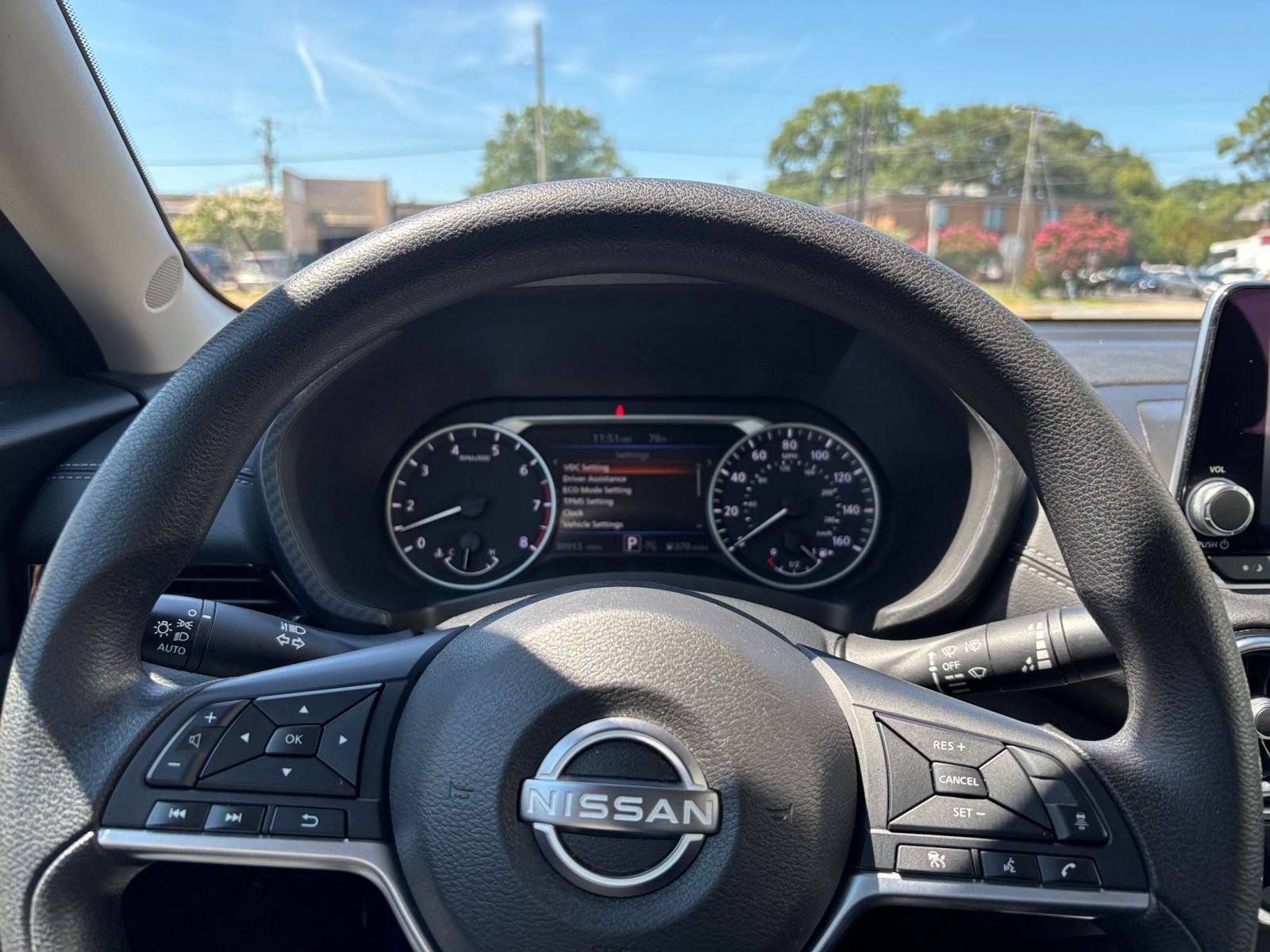 Used 2025 Nissan Sentra SV FWD image 27