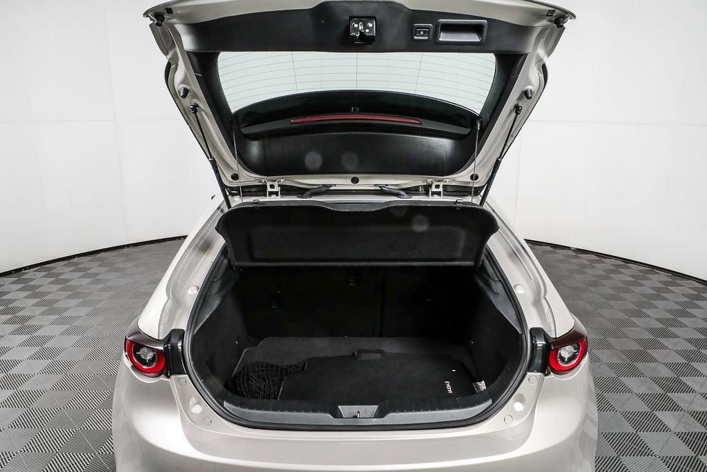 Used 2022 MAZDA MAZDA3 s image 31