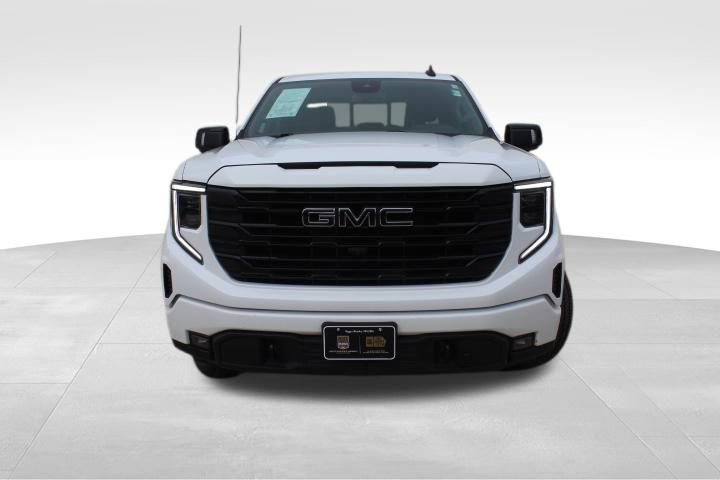 Used 2022 GMC Sierra 1500 Elevation w/ Preferred Package image 3