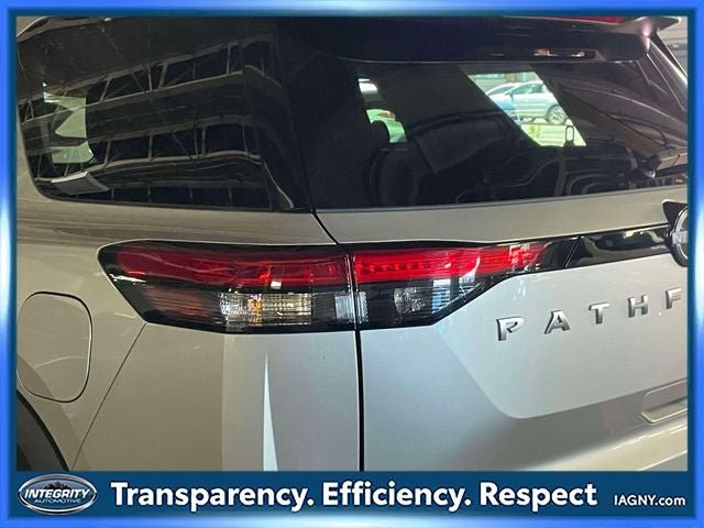 Certified 2025 Nissan Pathfinder SL AWD/4WD image 10