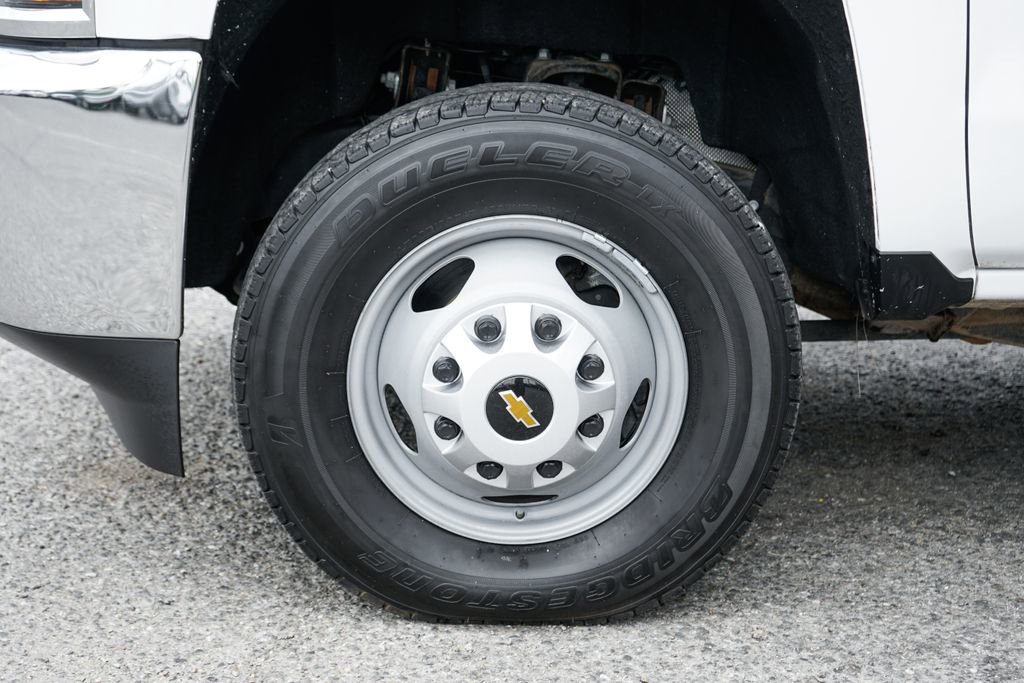 Used 2018 Chevrolet Silverado 3500 W/T RWD image 35
