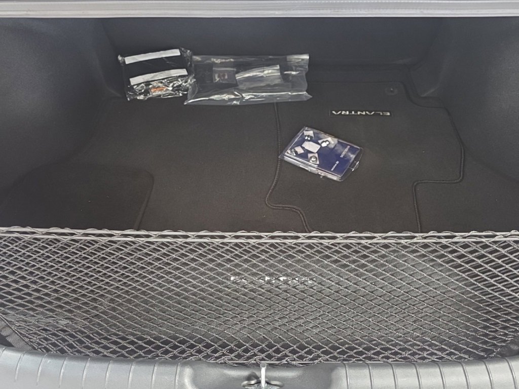 Certified 2024 Hyundai Elantra SEL image 12