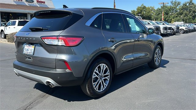 Used 2022 Ford Escape SEL w/ Technology Package image 4