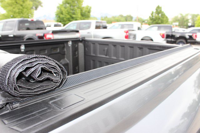 Used 2025 Chevrolet Colorado Trail Boss AWD/4WD image 4