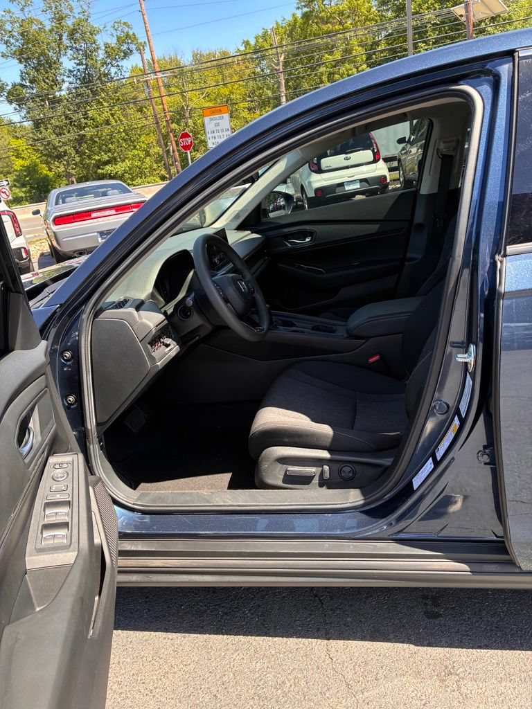 Used 2024 Honda Accord EX image 21
