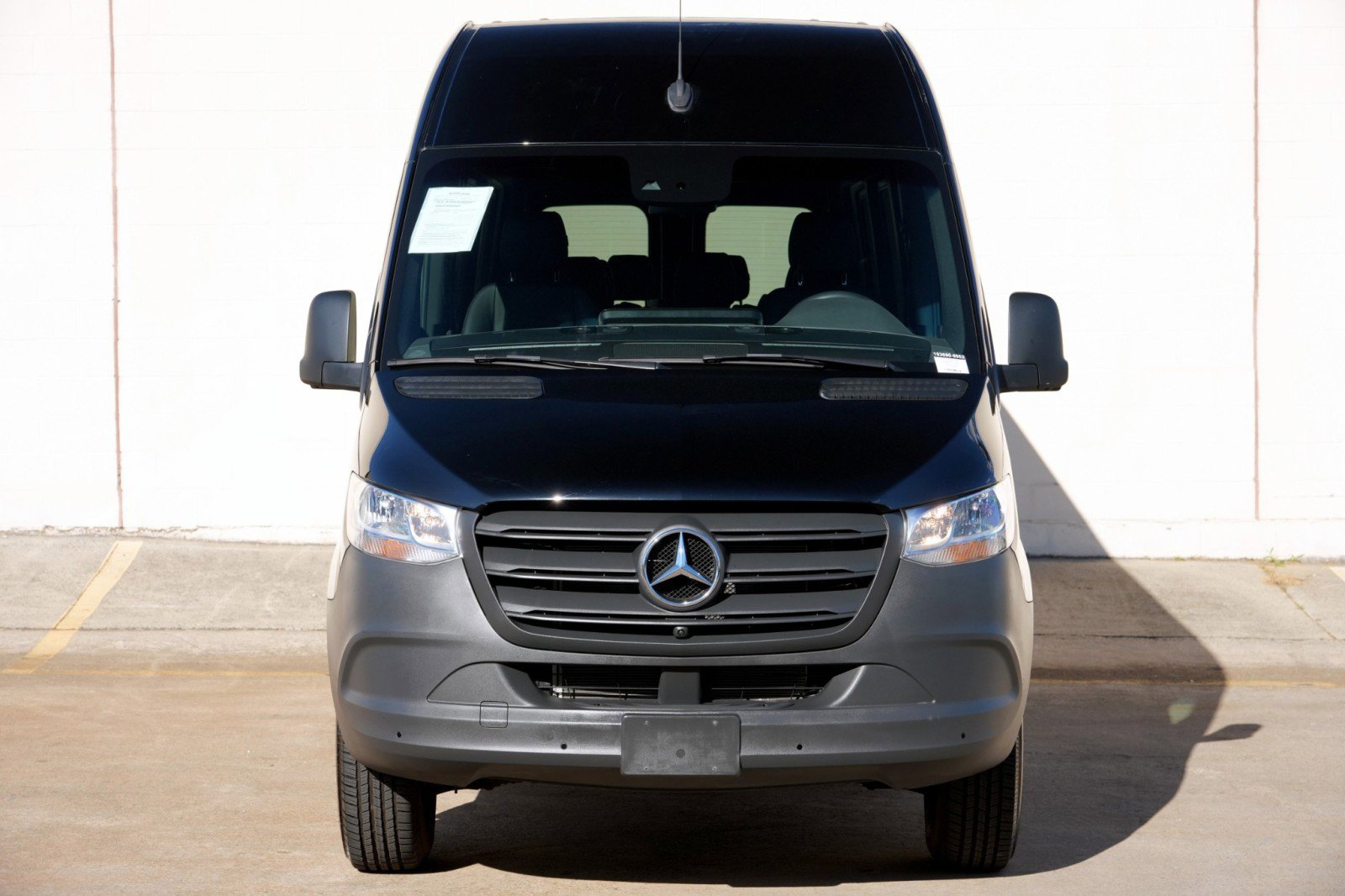 Used 2024 Mercedes-Benz Sprinter 2500 image 41
