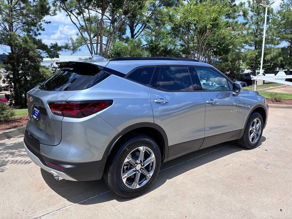New 2026 Chevrolet Blazer LT w/ Convenience Package FWD image 5