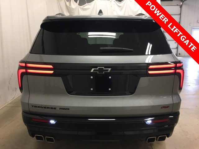 Used 2024 Chevrolet Traverse RS w/ LPO, Floor Liner Package image 5