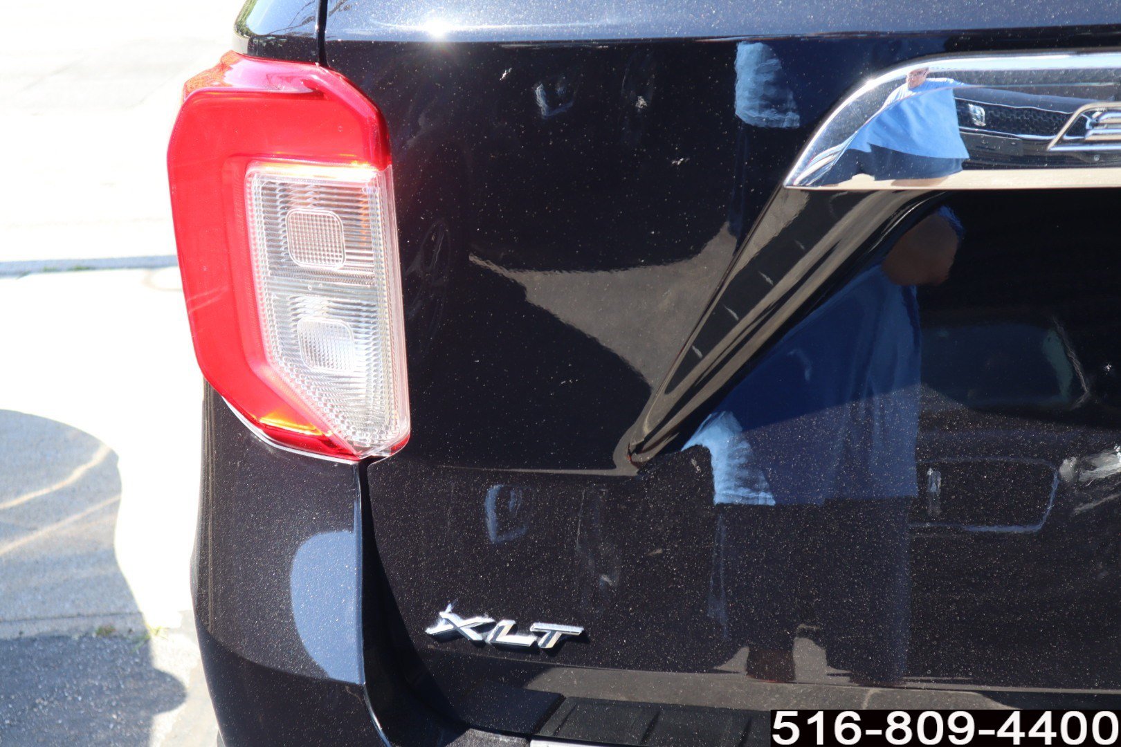 Used 2023 Ford Explorer XLT w/ Equipment Group 202A AWD/4WD image 29
