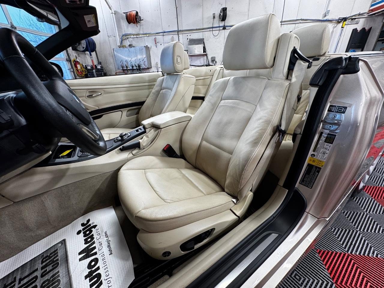 Used 2013 BMW 335i Convertible image 18