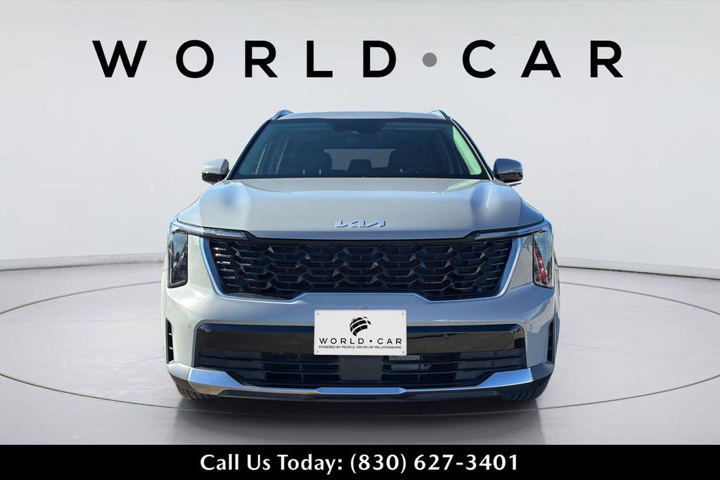 Certified 2025 Kia Sorento S image 9