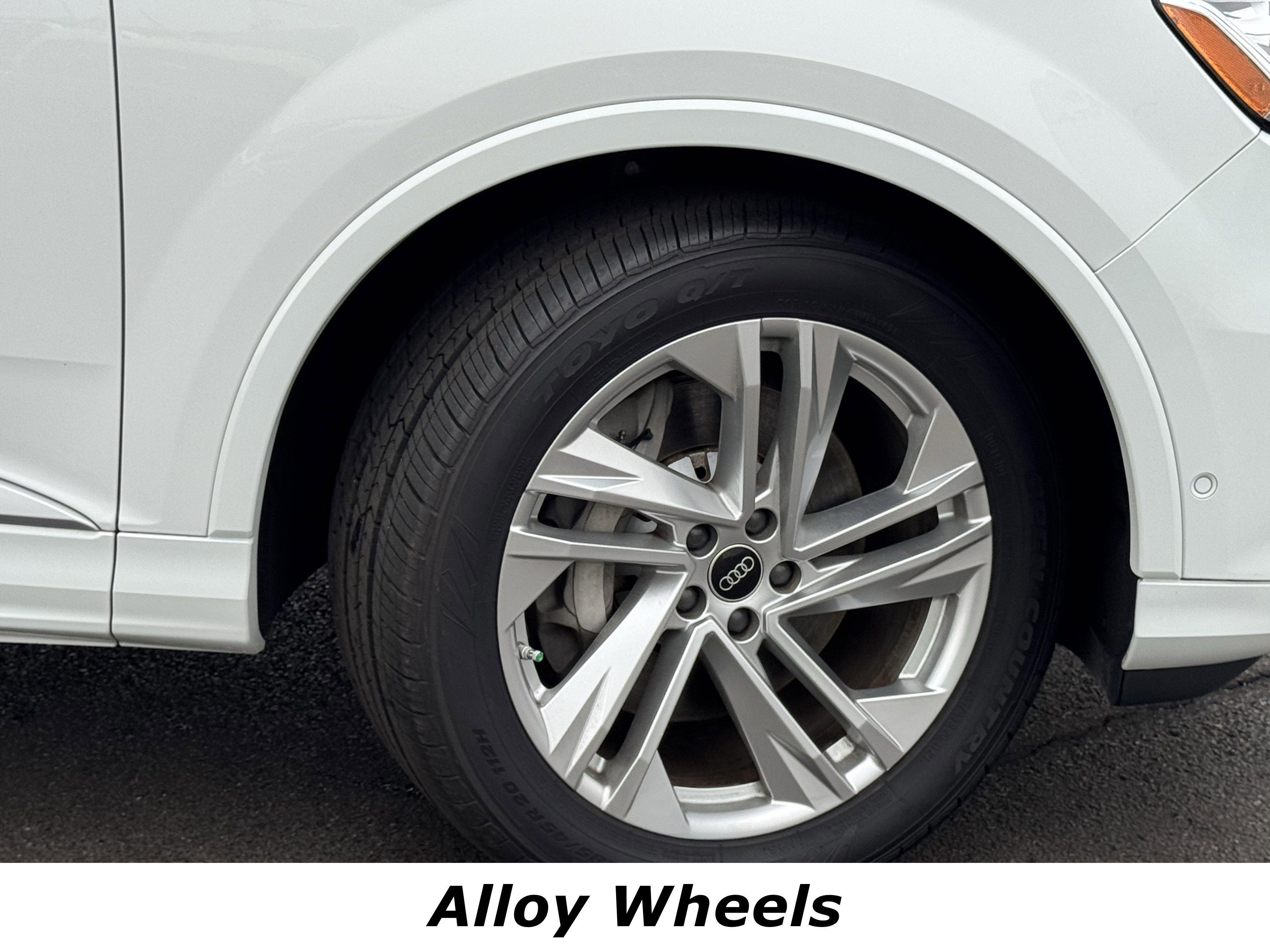 Used 2022 Audi Q7 Premium Plus image 14