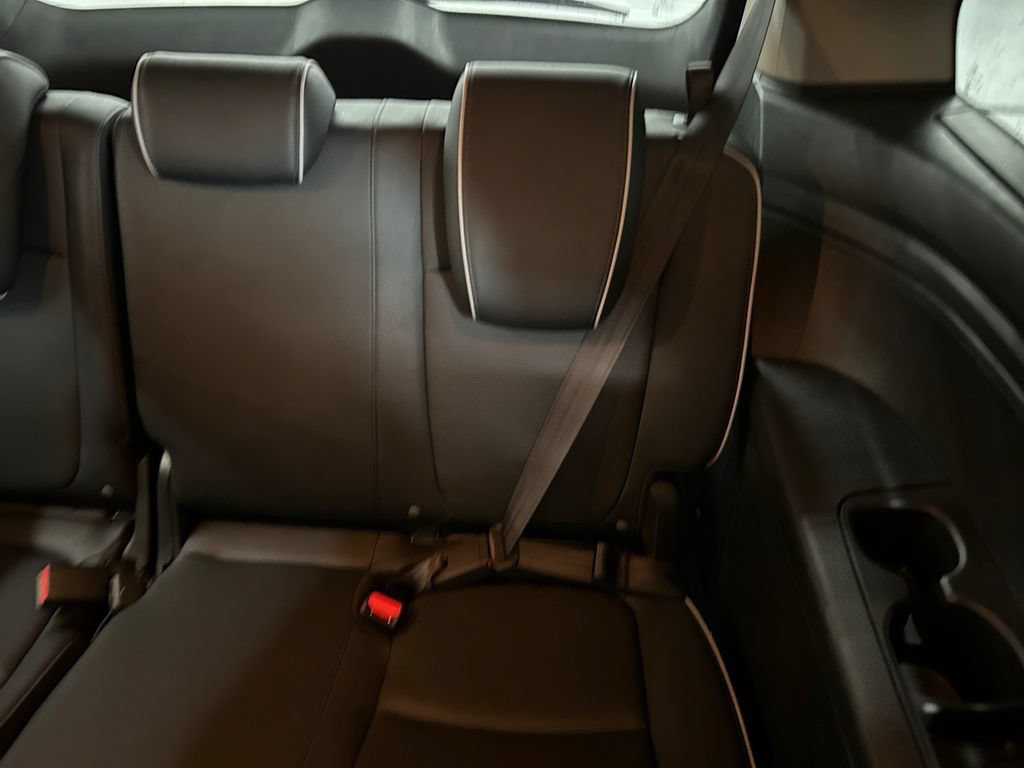 Certified 2025 Honda Odyssey Touring image 18