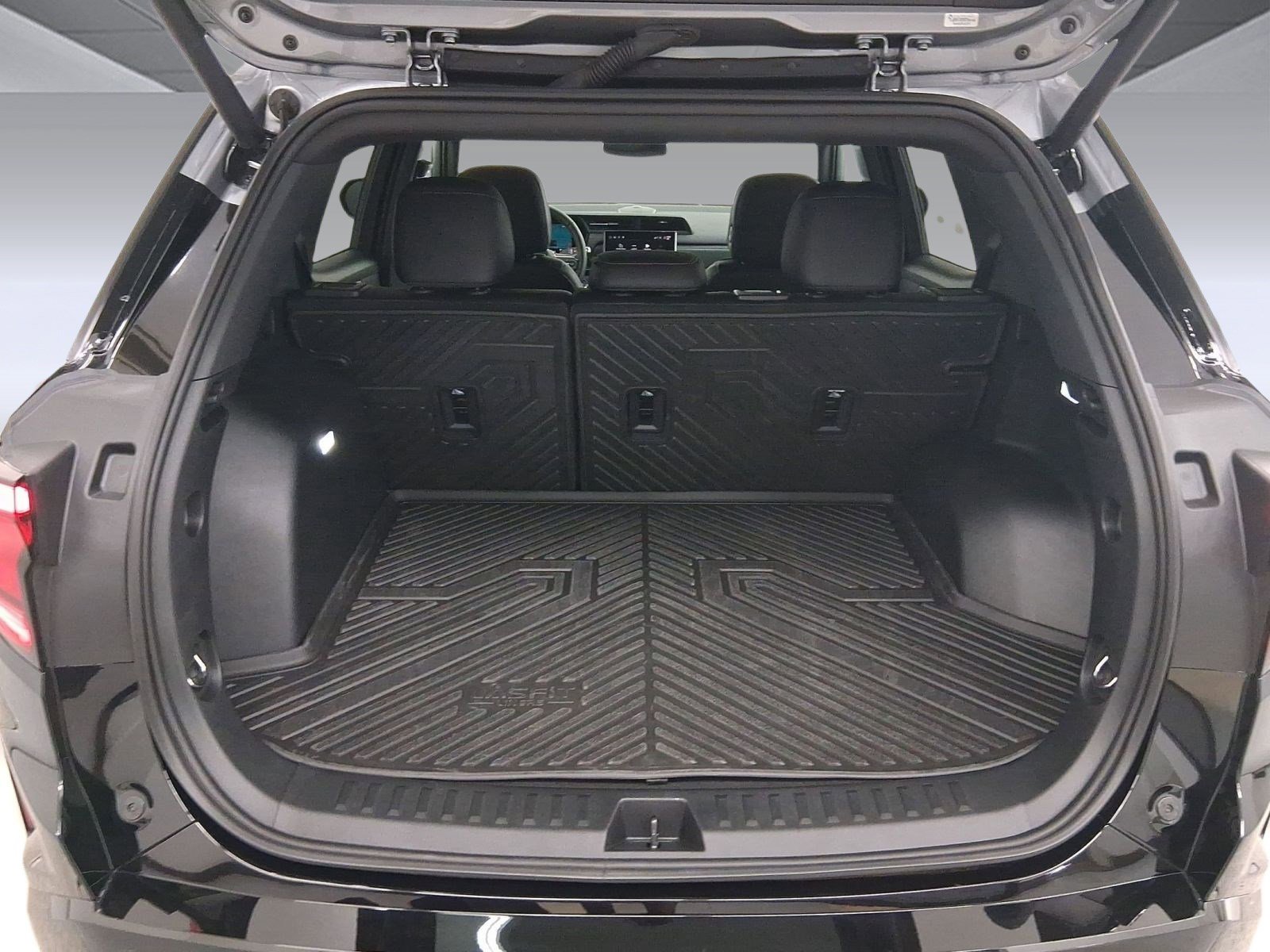 Used 2026 GMC Terrain AT4 w/ Convenience Package III image 26