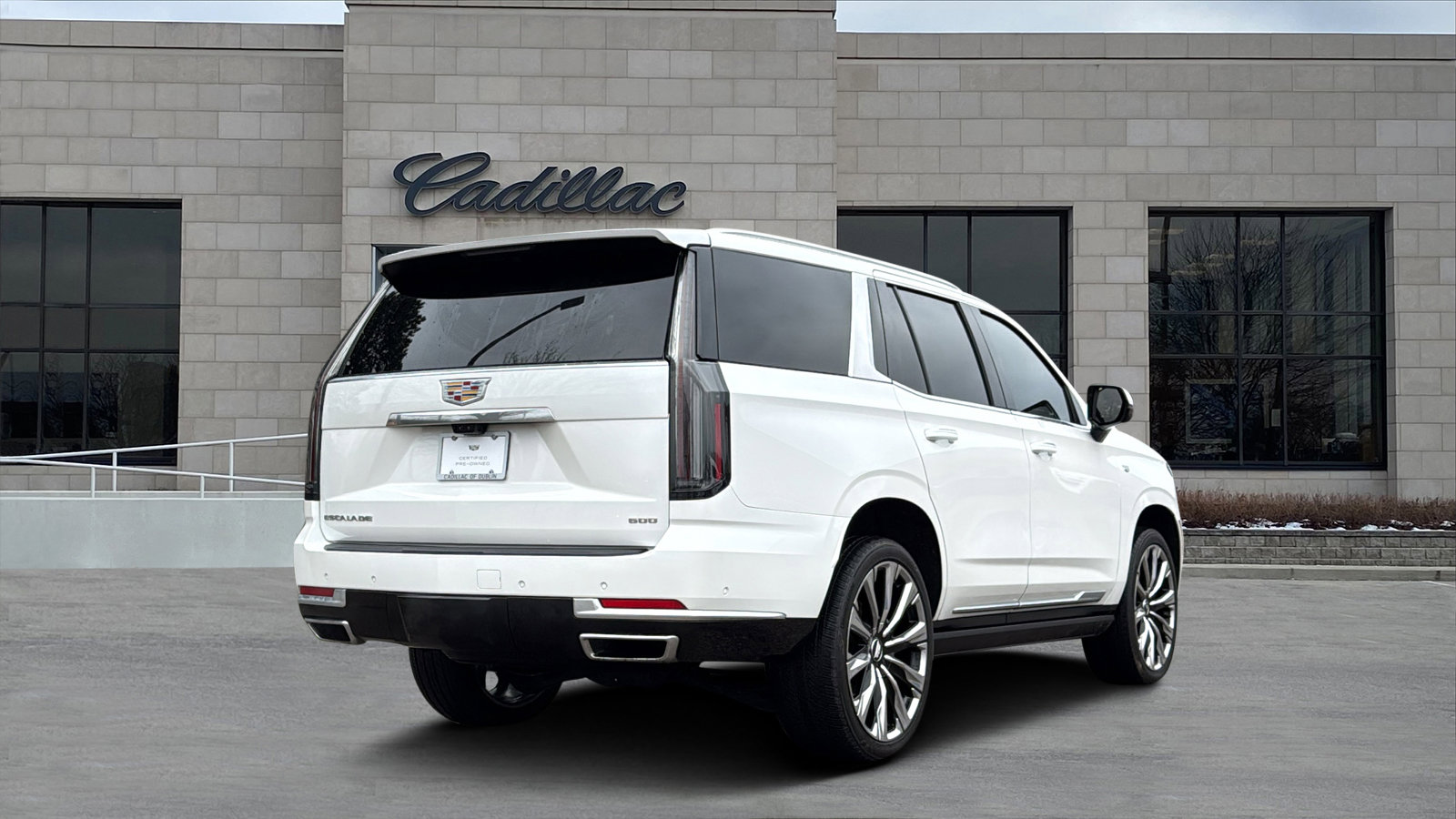 Used 2025 Cadillac Escalade Premium Luxury Platinum image 3
