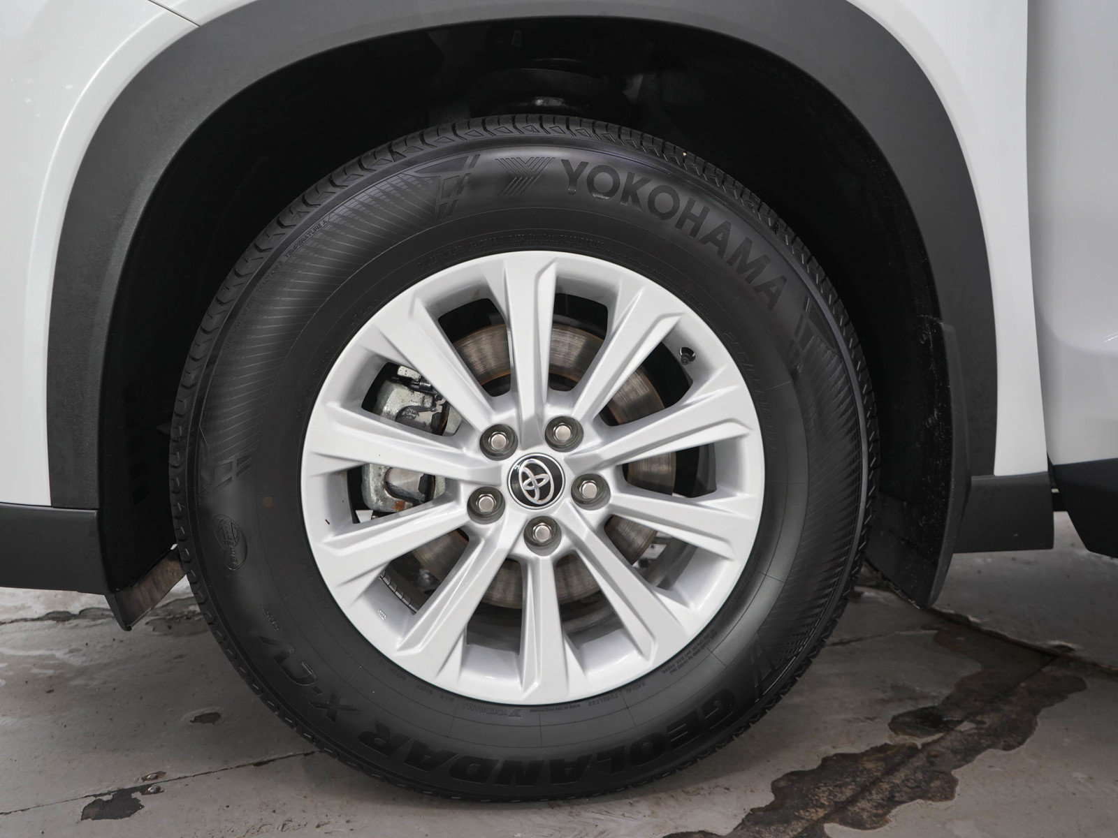 Used 2025 Toyota Grand Highlander AWD image 29