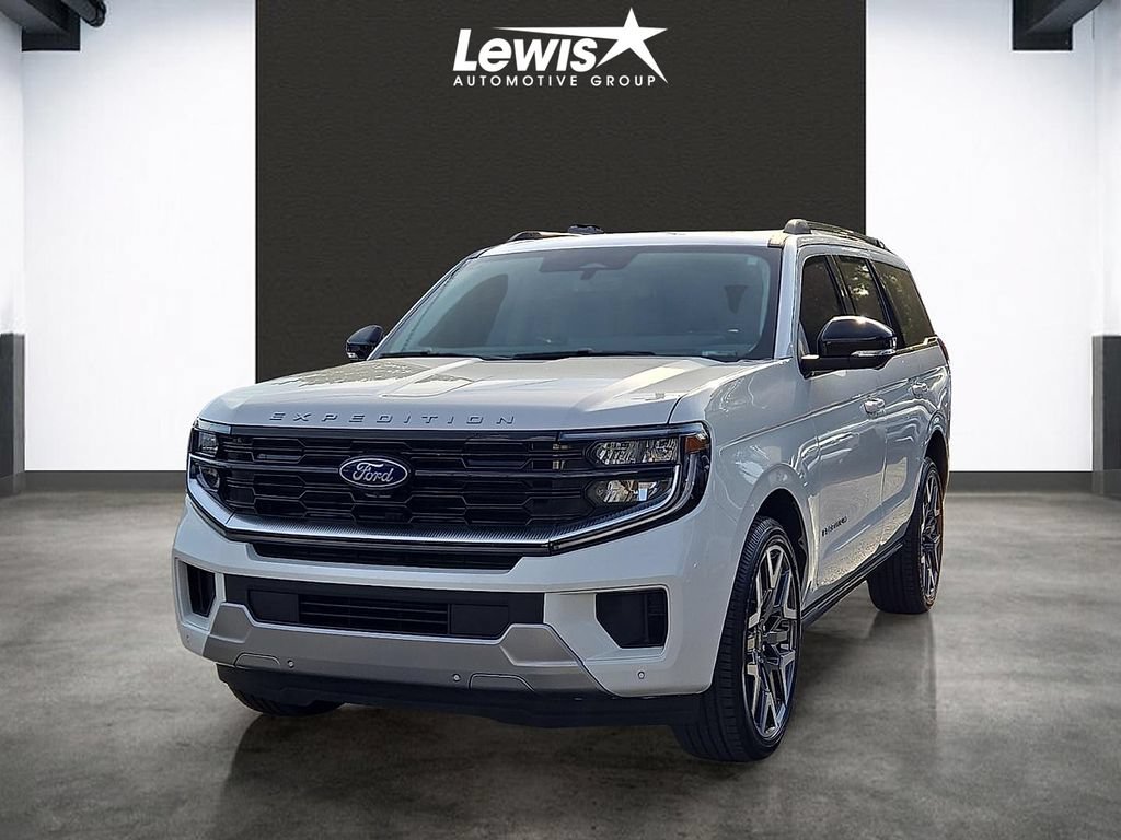 Used 2026 Ford Expedition Platinum w/ Platinum Ultimate Package AWD/4WD image 1