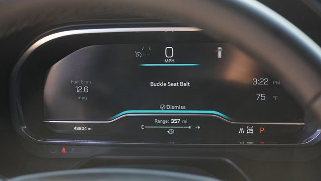 Used 2024 Chevrolet Suburban LT image 30