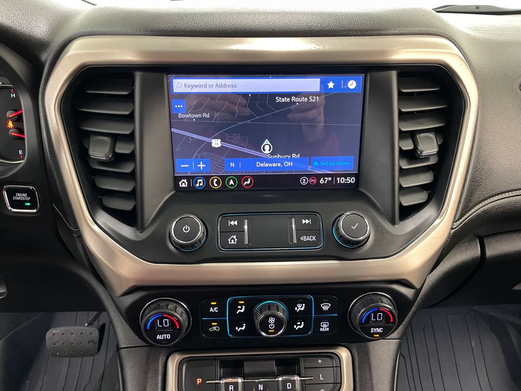 Certified 2022 GMC Acadia Denali w/ Denali Ultimate Package AWD/4WD image 3