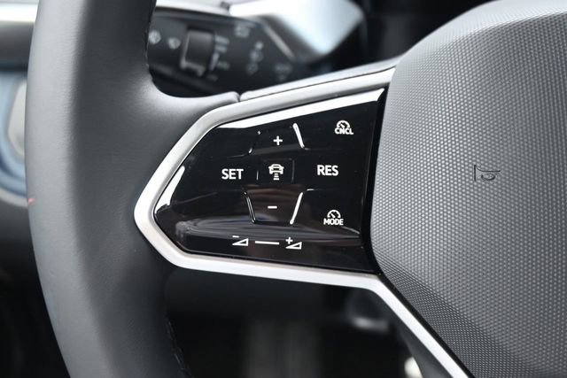 New 2025 Volkswagen ID. Buzz Pro S image 11