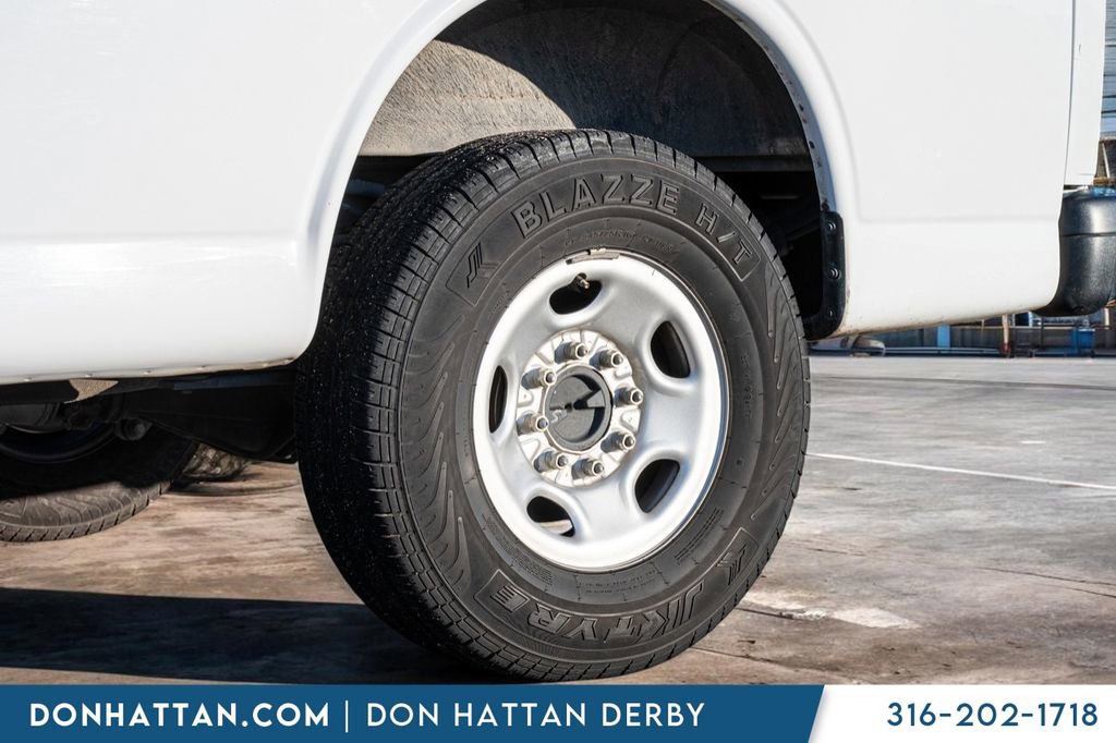 Used 2023 GMC Savana 2500 w/ Driver Convenience Package image 34