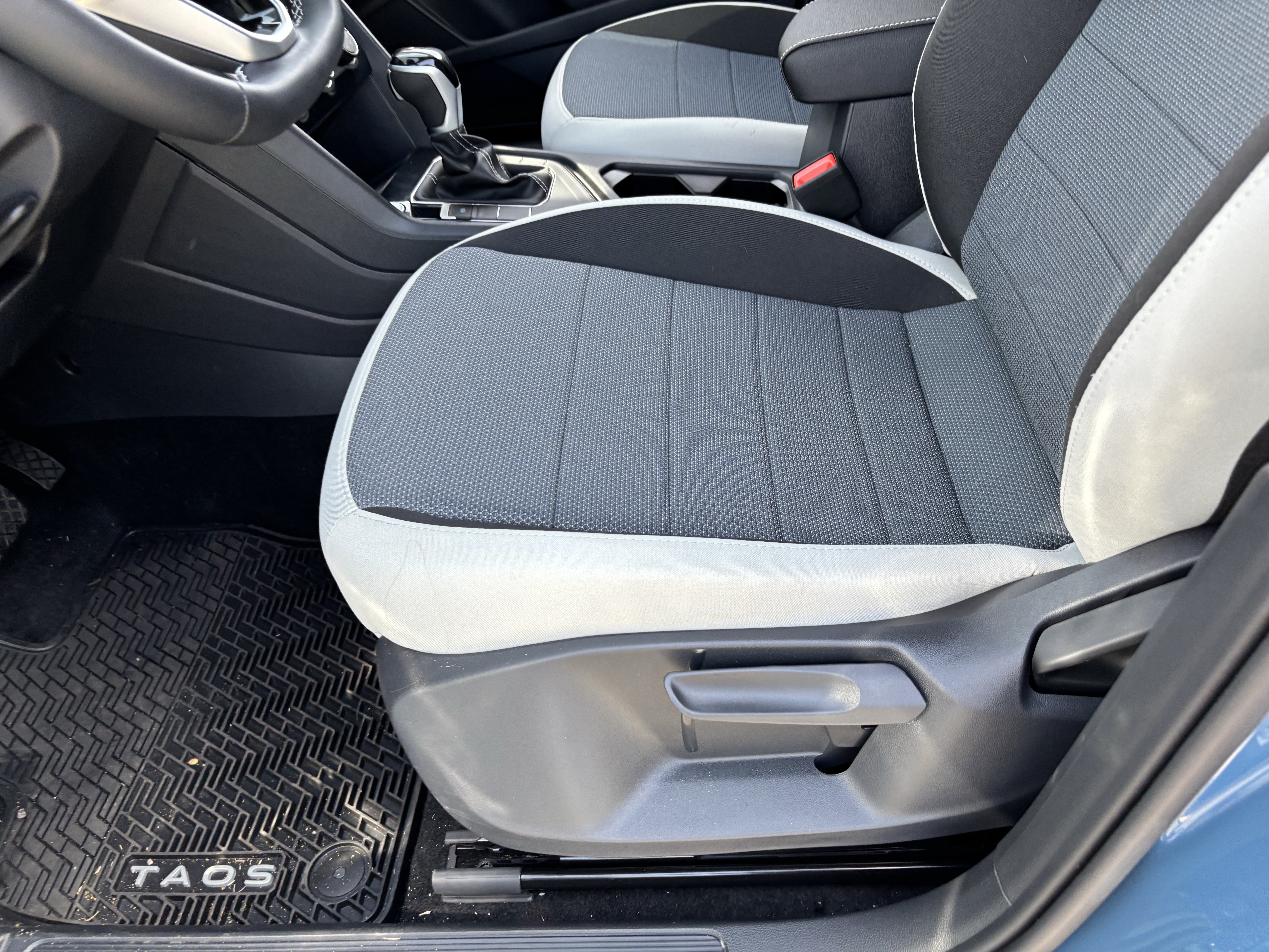 New 2026 Volkswagen Taos S FWD image 17