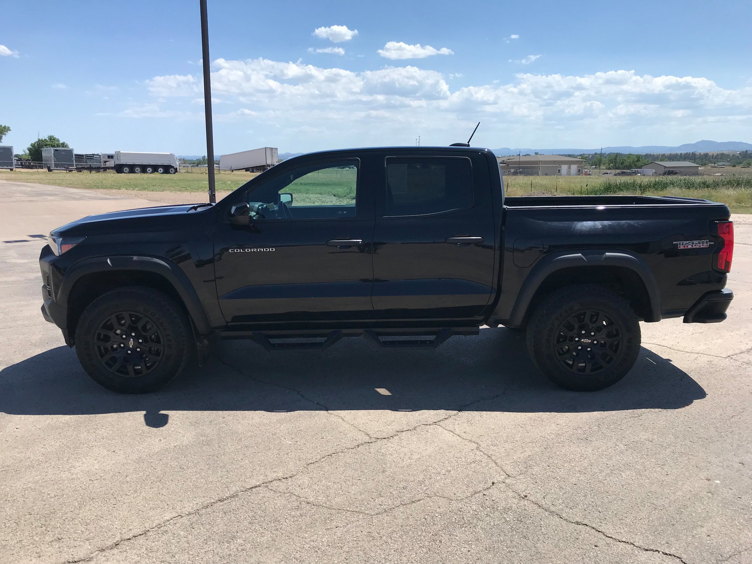 Used 2023 Chevrolet Colorado Trail Boss w/ Advanced Trailering Package