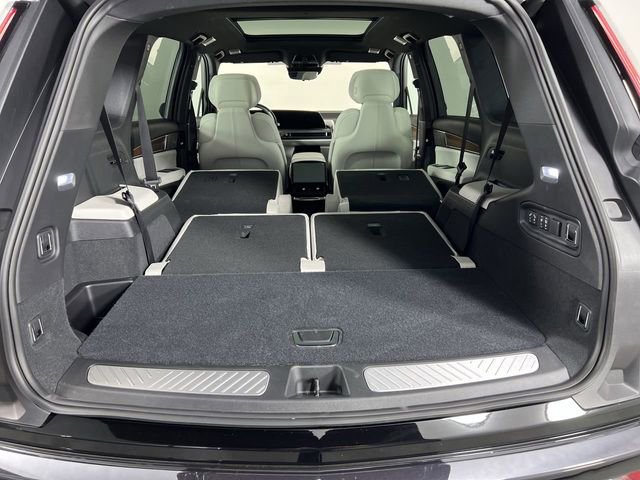 Used 2026 Cadillac Vistiq Sport image 27