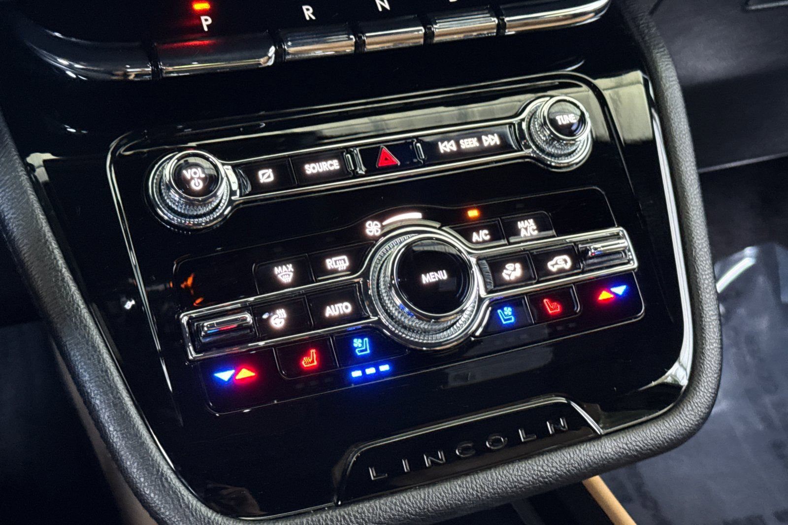 Certified 2022 Lincoln Corsair Grand Touring w/ Elements Technology Bundle image 21