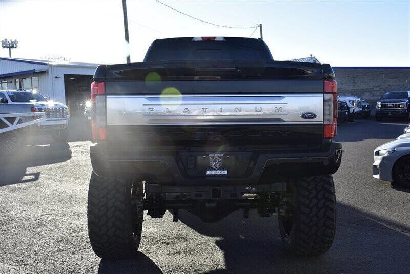 Used 2019 Ford F350 Platinum w/ Platinum Ultimate Package image 4