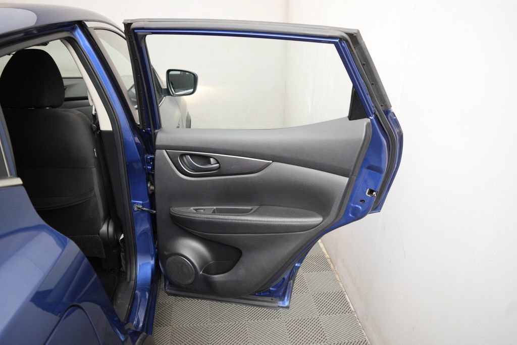 Used 2021 Nissan Rogue Sport S AWD/4WD image 13