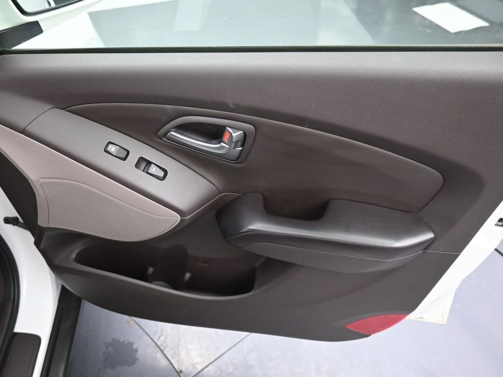 Used 2015 Hyundai Tucson SE AWD/4WD image 32