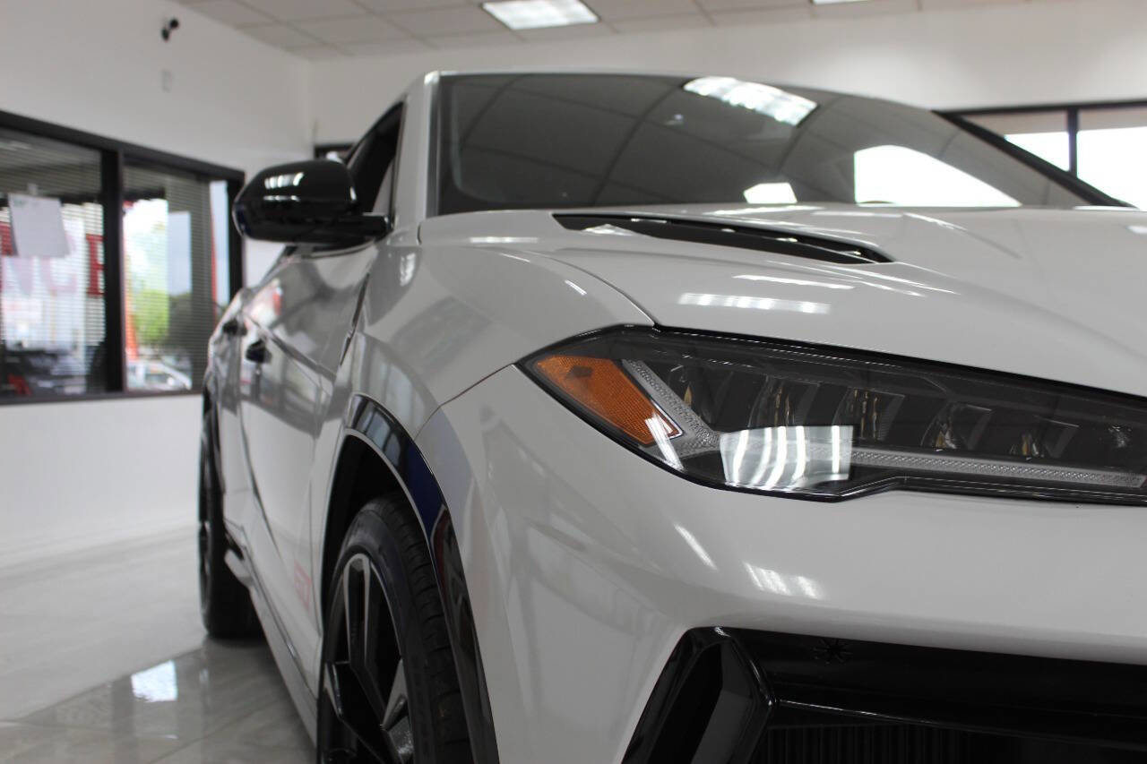 Used 2023 Lamborghini Urus S image 49
