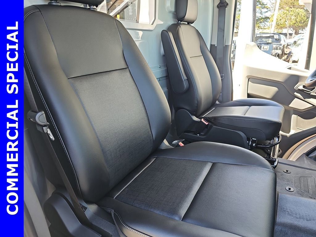 New 2025 Ford Transit 250 Low Roof image 10