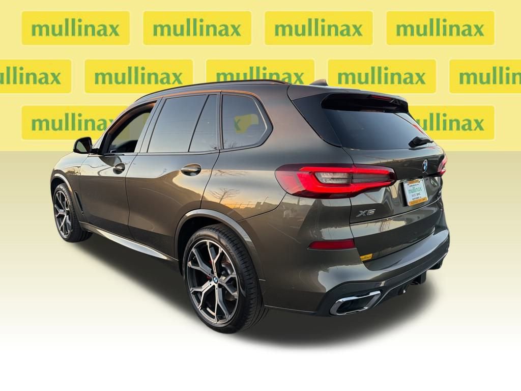 Used 2022 BMW X5 xDrive40i w/ M Sport Package image 6